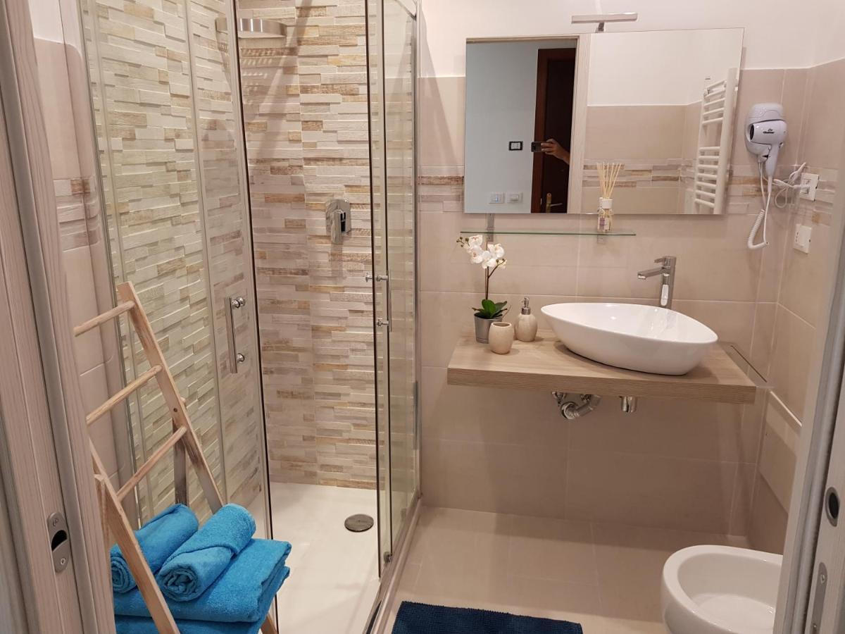 Martin Holiday Apartments Giardini Naxos Ngoại thất bức ảnh