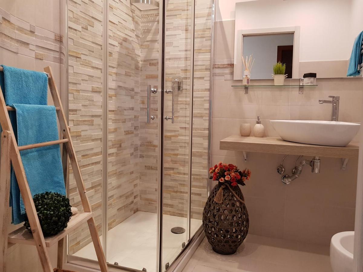 Martin Holiday Apartments Giardini Naxos Ngoại thất bức ảnh