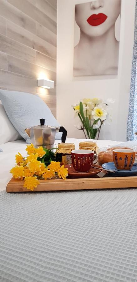 Martin Holiday Apartments Giardini Naxos Ngoại thất bức ảnh