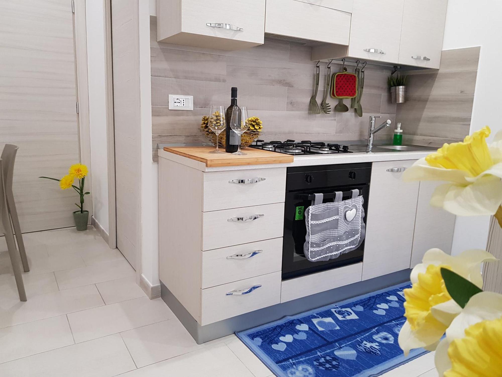 Martin Holiday Apartments Giardini Naxos Ngoại thất bức ảnh