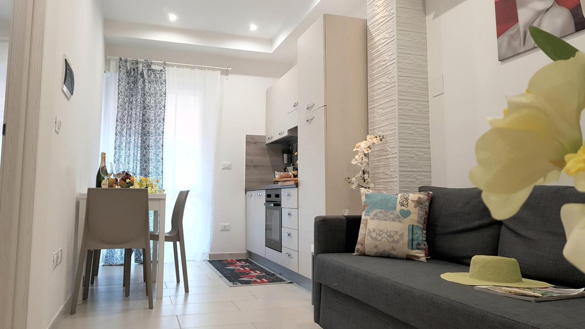 Martin Holiday Apartments Giardini Naxos Ngoại thất bức ảnh