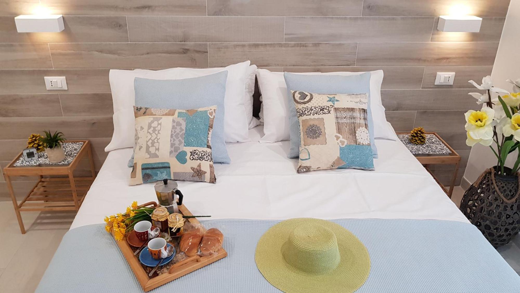Martin Holiday Apartments Giardini Naxos Ngoại thất bức ảnh