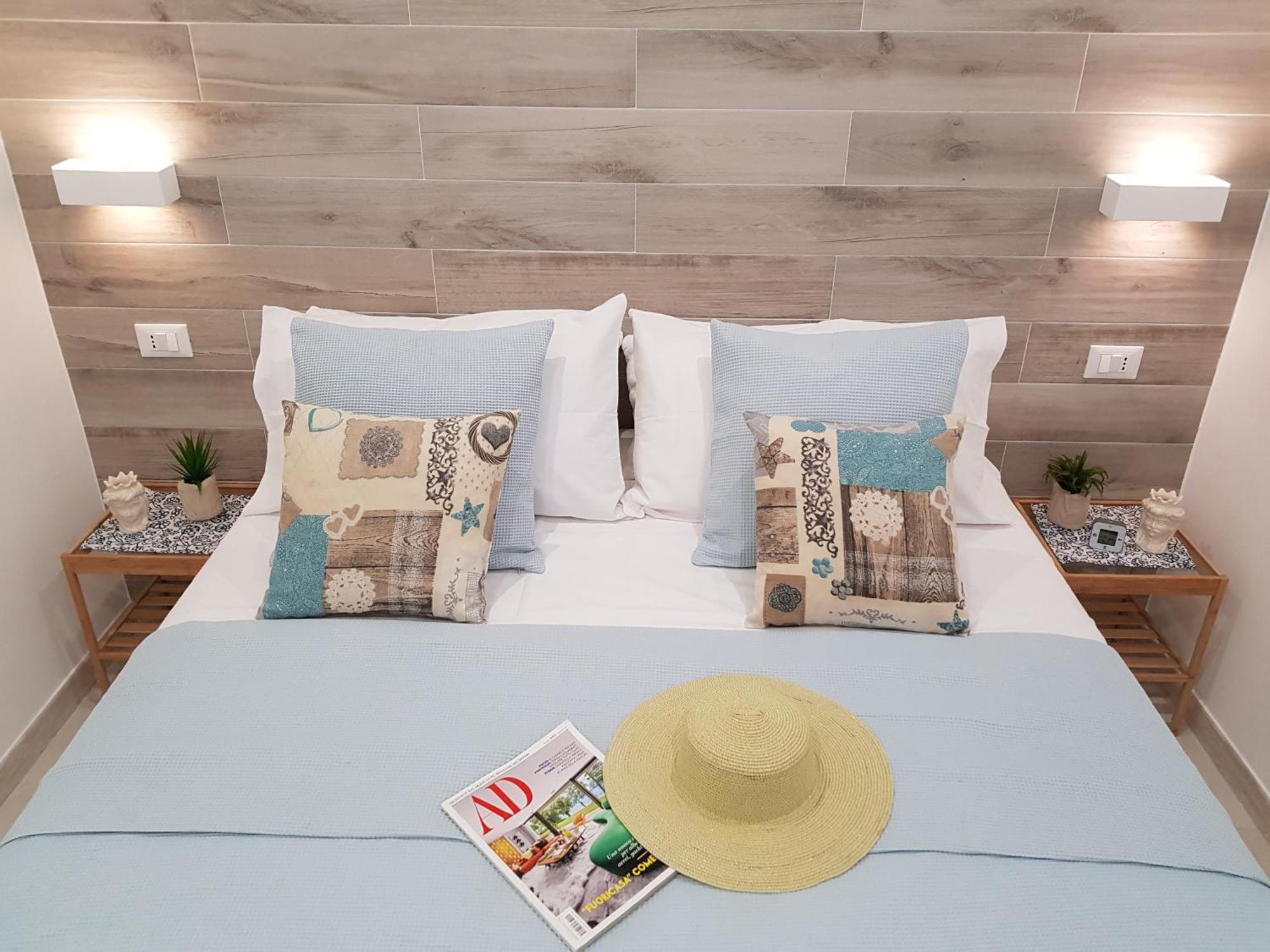 Martin Holiday Apartments Giardini Naxos Phòng bức ảnh
